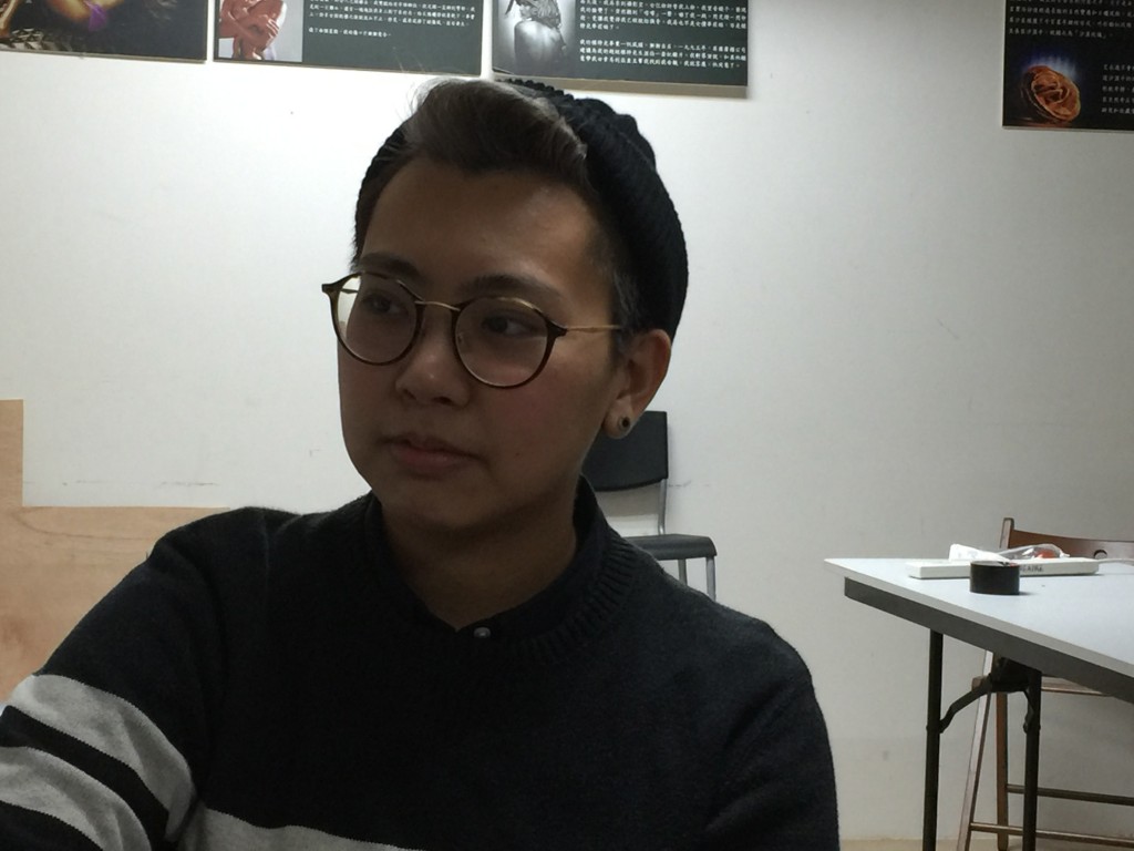 作曲、填詞李寶瑜