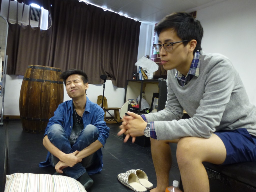 (左)：是次的編、導、演SPENCER及(右)演員JASON