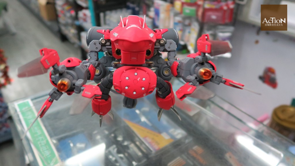 Kenjo 參加比賽獲獎的作品，概念來自未來的潛水艇。